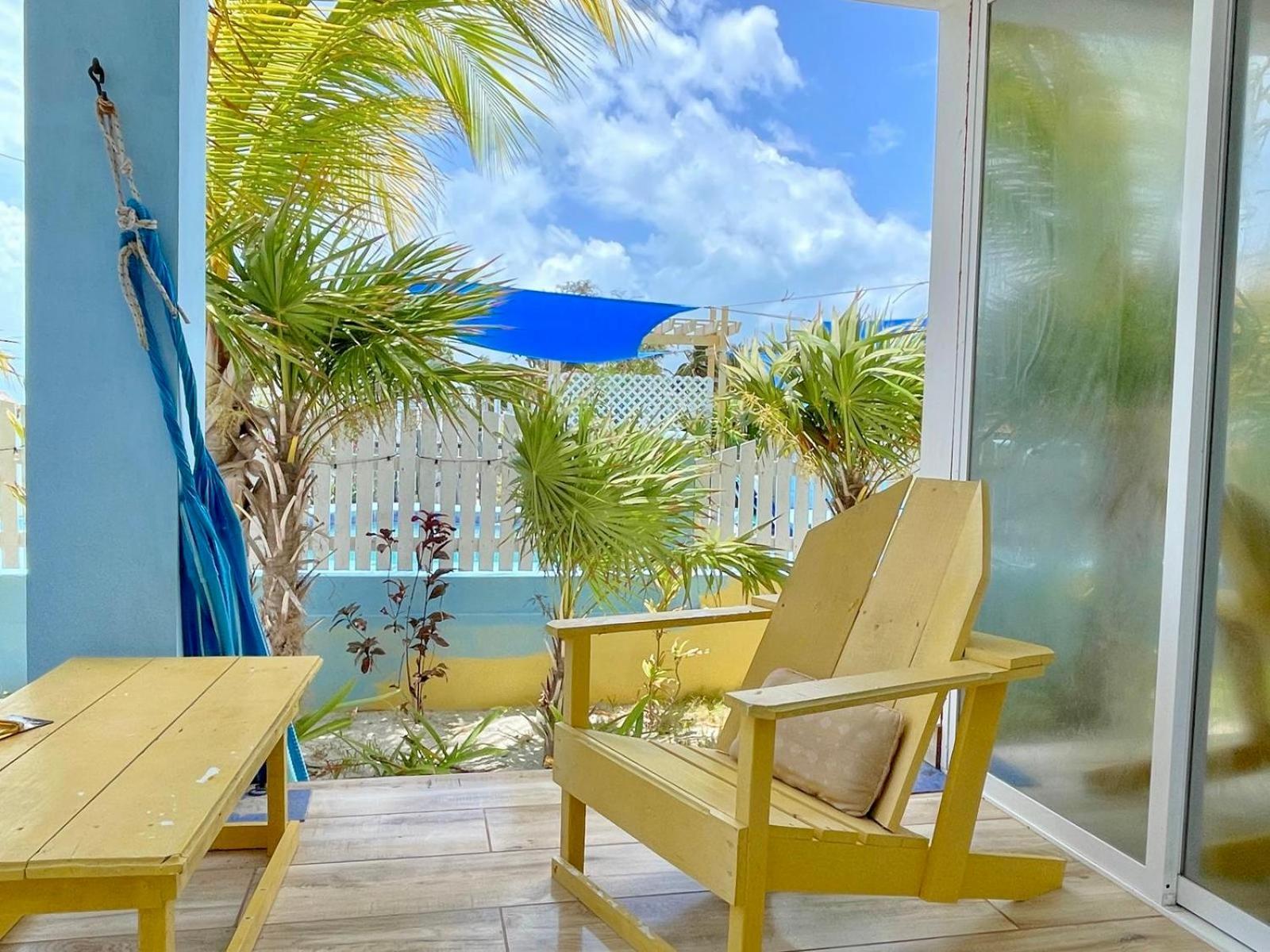 Hotel The Novelo Caye Caulker Exterior foto